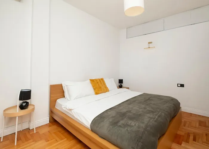 Bosphorus View With 5 Bedrooms And Elevator *