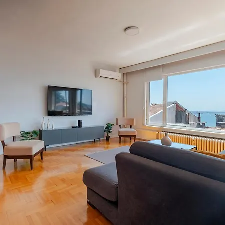 Apartment Bosphorus View With 5 Bedrooms And Elevator *