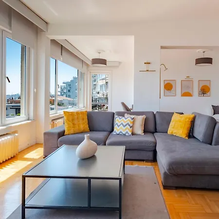 شقة Bosphorus View With 5 Bedrooms And Elevator اسطنبول