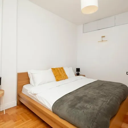 Bosphorus View With 5 Bedrooms And Elevator *