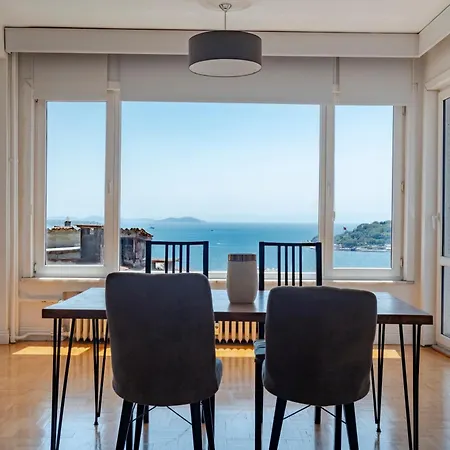 דירה Bosphorus View With 5 Bedrooms And Elevator איסטמבול