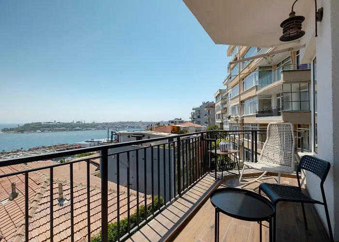 Bosphorus View With 5 Bedrooms And Elevator *